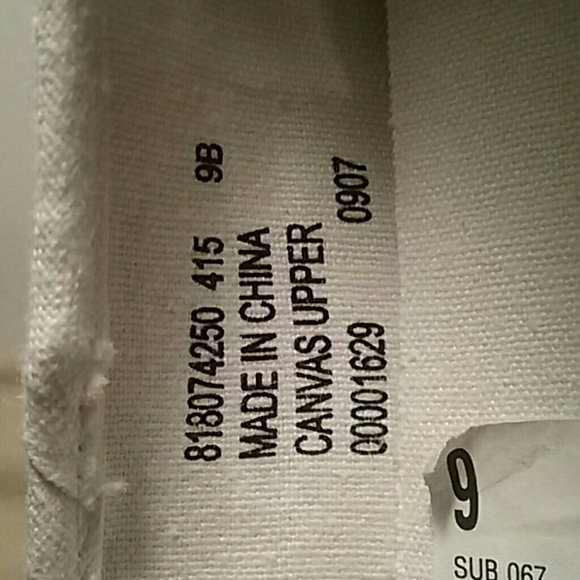 (NEW) American Living Sneaker - Picture 5 of 8